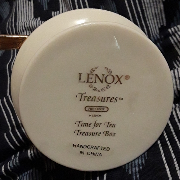 Lennox Treasure Box Porcelain 1st Issue